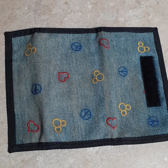 Vintage Disney Mickey Mouse Velcro Wallet - Picture 6 of 8